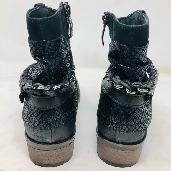 Tamaris Burnished Black Suede Ankle Boots