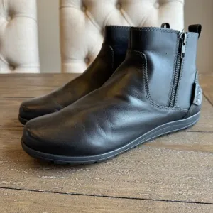 Taos Women's NEW Size 9M Black Double Zipper Select Comfort Leather Flat Boots