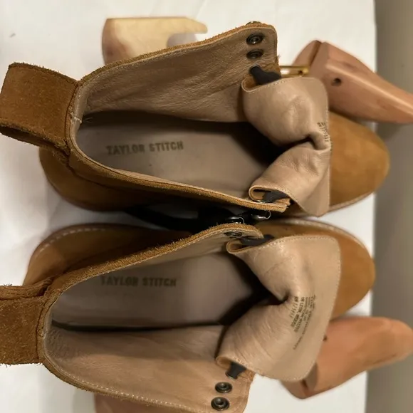 Taylor Stitch Brown Chukka Boots Suede Minimalist Design