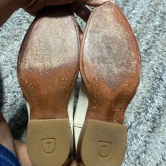 Tecovas Women's cream short Leather Western Boots sz 8.5