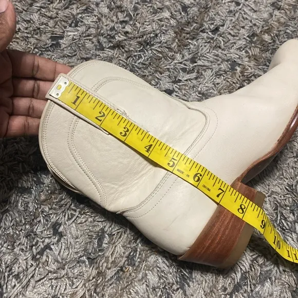 Tecovas Women's cream short Leather Western Boots sz 8.5