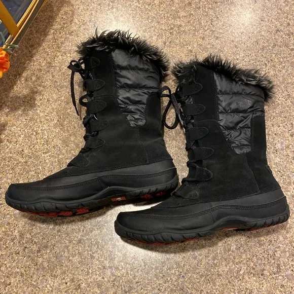 The North Face Black Boots Suede Faux Fur 10 620179 Waterproof (Nuptse Purna?)