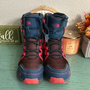 The North Face Boots SZ 6
