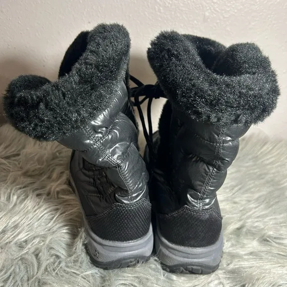 The North Face Girls Nuptse with Fur Boots Black Size 6