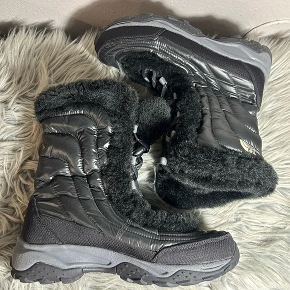 The North Face Girls Nuptse with Fur Boots Black Size 6