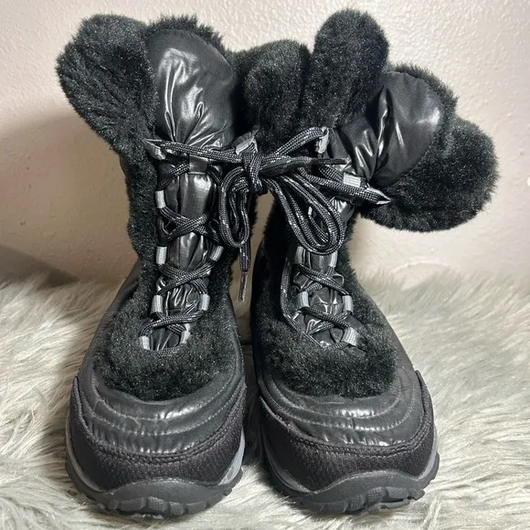 The North Face Girls Nuptse with Fur Boots Black Size 6