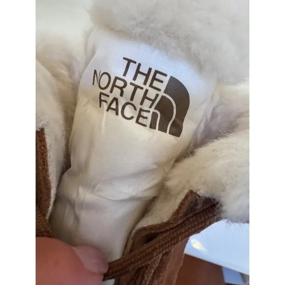 The North Face Nuptse Puma II Size 8 /EU 39 Dachshund Brown/ Cream NWOB Boots