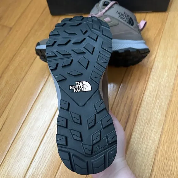 The North Face Women's Waterproof Leather Hiking Boots Size 5.5
