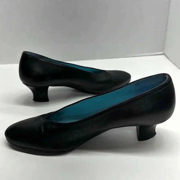 Thierry Rabotin Heels Low Kitten Leather Heeled Shoes Black Size 38.5 8.5