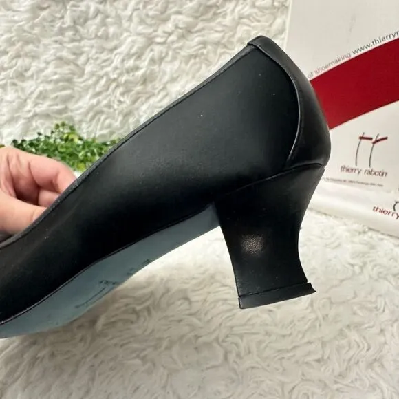 THIERRY RABOTIN Italy Black Techno Nero Low Heel Shoes Poron Comfort sz 41/ 10.5