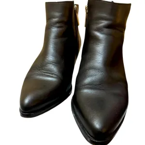 Thursday Boot Co women’s 7 black leather pointed toe booties block heel