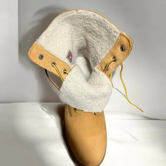 🌻Timberland Authentics Teddy Fleece Waterproof Boots Women's Size 7.5