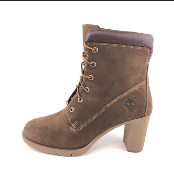 Timberland Earthkeepers Glancy 6-Inch Lace-UpWomen's Boots Size 8.5