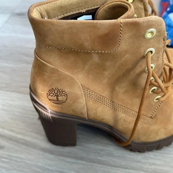 Timberland Lana 6 IN Wheat Ankle Short Boots Bootie Shoes Heels Pump women 9