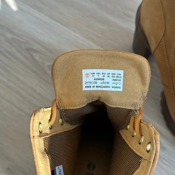Timberland Lana 6 IN Wheat Ankle Short Boots Bootie Shoes Heels Pump women 9