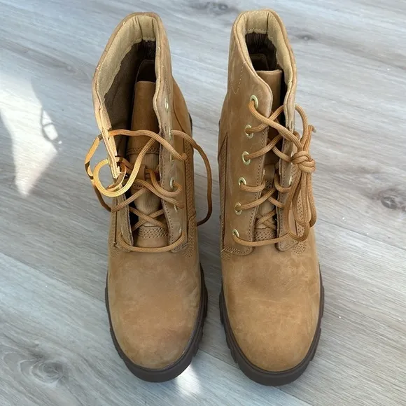 Timberland Lana 6 IN Wheat Ankle Short Boots Bootie Shoes Heels Pump women 9