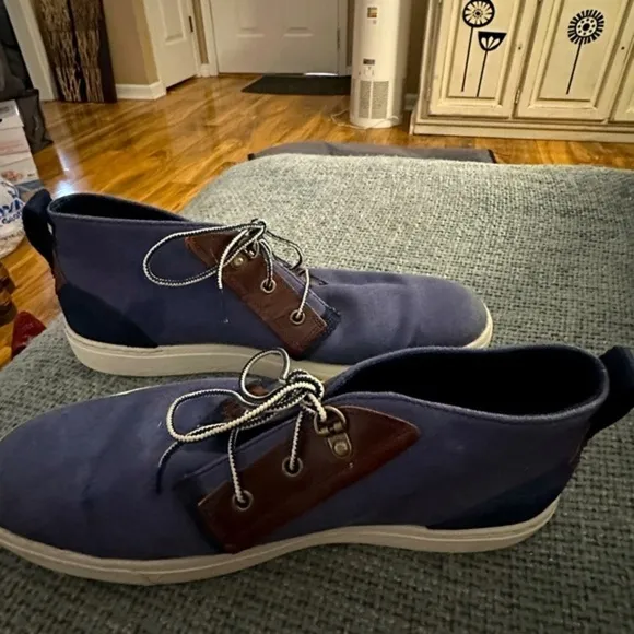 Timberland Men's Amherst Chukka Boot - EUC - Size 10