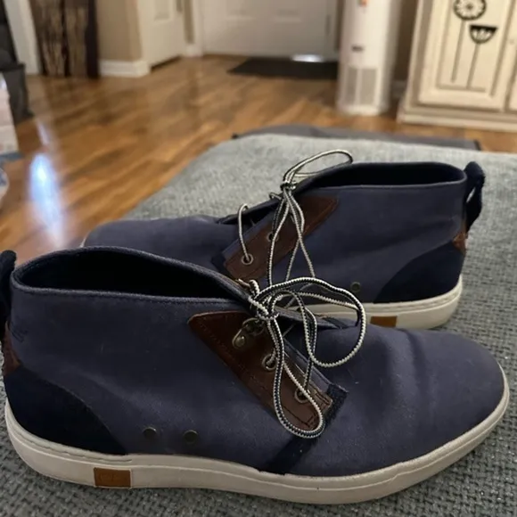 Timberland Men's Amherst Chukka Boot - EUC - Size 10