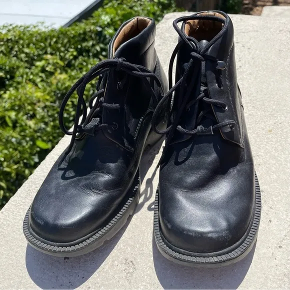 Timberland Men's Newman Waterproof Chukka Boots in Black