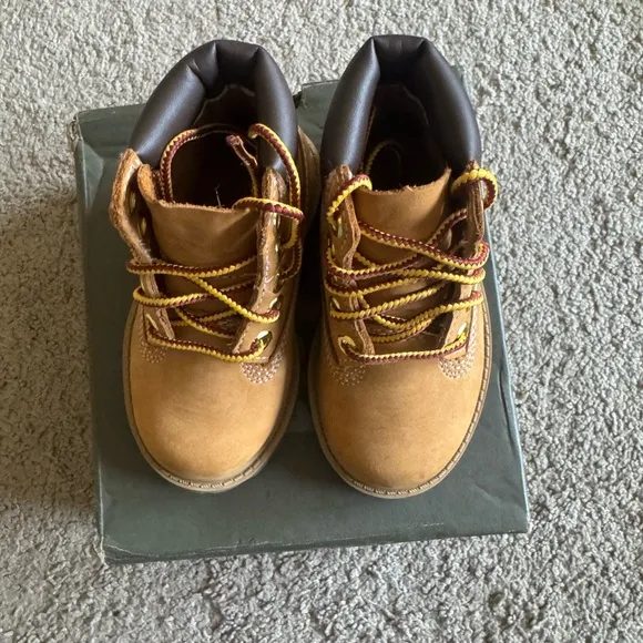 Timberland Premium 6 inch waterproof boot wheat size 5 toddler. Great condition