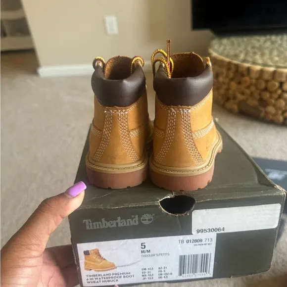 Timberland Premium 6 inch waterproof boot wheat size 5 toddler. Great condition