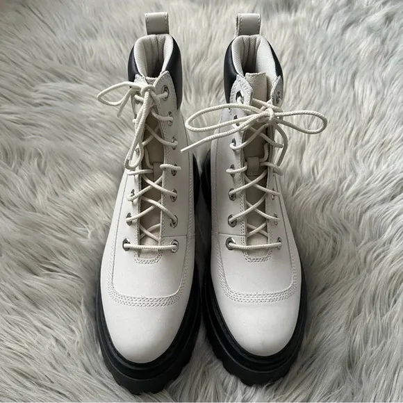 TIMBERLAND Sky 6-Inch Lace-up Boots Size 7.5 NWB