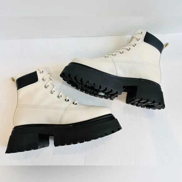 Timberland Sky 6” Platform Lace Up Boots in White Nubuck