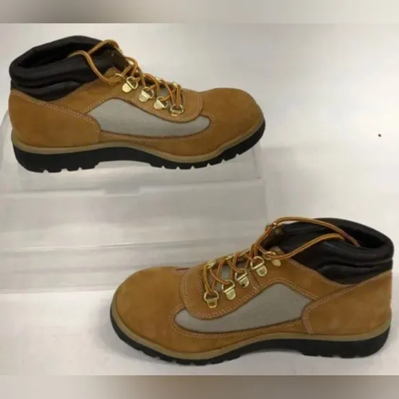 Timberland Waterproof Field Boots Wheat Size 6M Like New MSRP $95