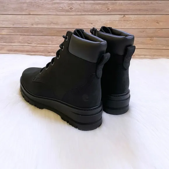 Timberland Women’s Cheyenne Valley Mid Lace-Up Hiking Boots