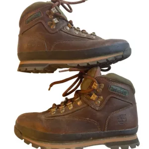 Timberland Women's Hiking Boots Size 8