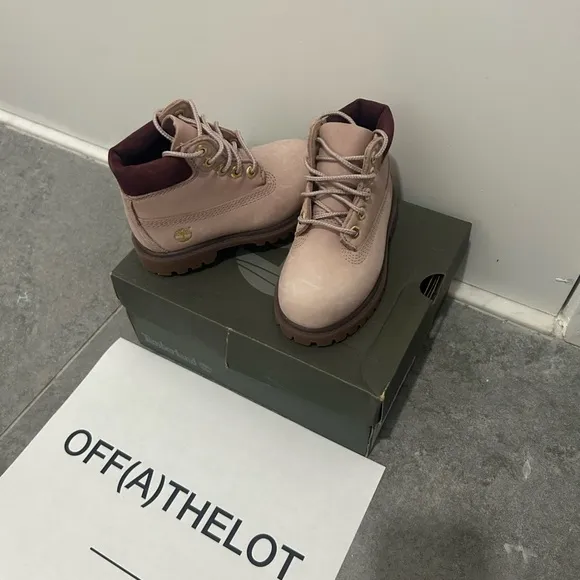 Timberland Women's Pink Boots