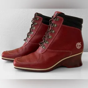 Timberland Women’s Square Toe Lace-Up Wedge Boots Size 6.5