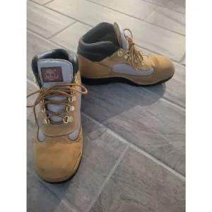 Timberland Youth Field Boot Leather Tan Brown Size 6