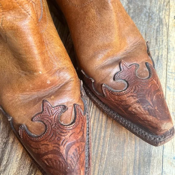 TONY LAMA 6 WOMENS SHORT COWBOY BOOTS LEATHER POINTED TOE GUC CHESTNUT BROWN