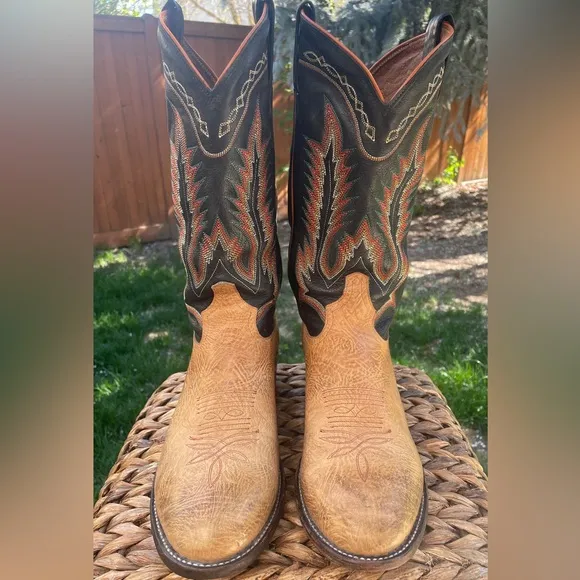 Tony Lama 6184C Two Tone Black &amp; Tan Leather Western Cowboy Boots. Men's Size 10