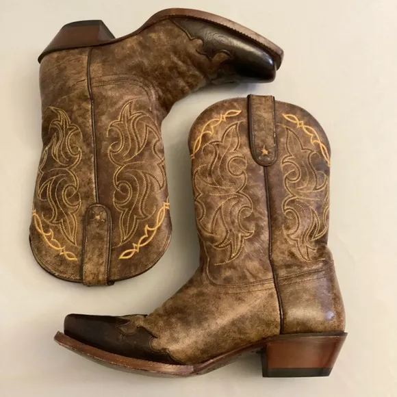 Tony Lama 9B Women’s VF6004 Vaquero Western Boots Leather Wingtip Square Toe