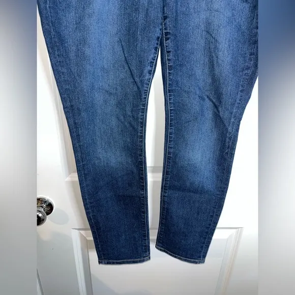 Torrid Women’s Denim Cotton Spandex Casual Strightleg Bootcut Jeans Size 10S