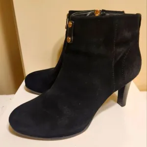 Tory Burch Black &quot;Luxe&quot; Suede Round Toe Stiletto Zip Ankle Boots Sz.8 Ret.$450