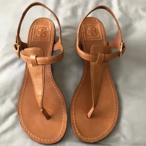 Tory Burch brown leather block heel thong shoes
