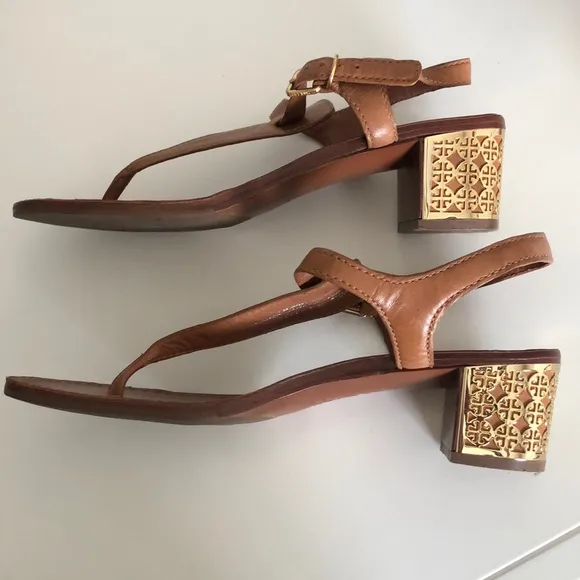 Tory Burch brown leather block heel thong shoes