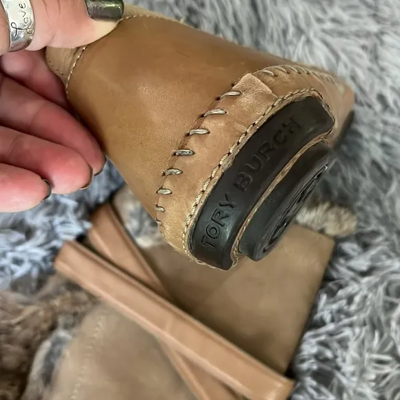 Tory Burch fur moccasin boots 9 tan suede leather straps genuine rabbit WOW 🐇