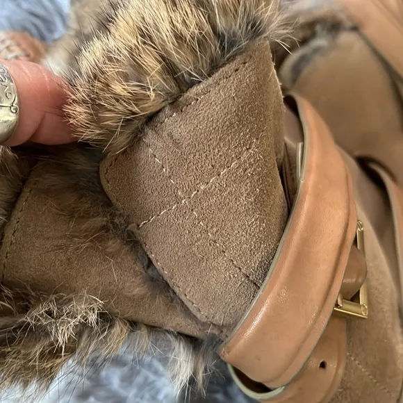 Tory Burch fur moccasin boots 9 tan suede leather straps genuine rabbit WOW 🐇