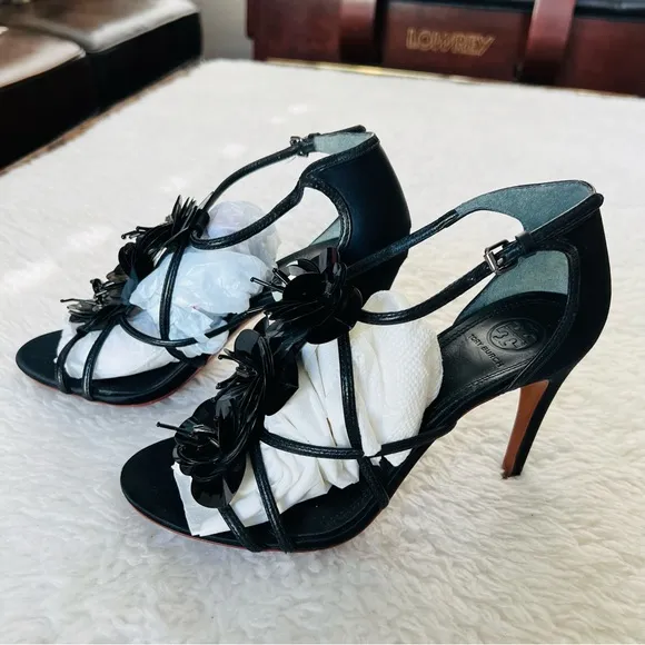 Tory Burch Stilletos Strappy heels Shoes Size 7.5 M
