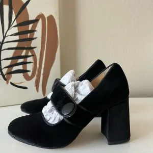 Tuckernuck Heels Ellie Black Velvet Mary Jane Block Heel Shoes Size 6