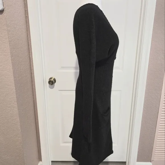 TWEEN-SET Deep Gray A-line Ribbed Long Sleeve Wool Dress with Bishop Sleeves