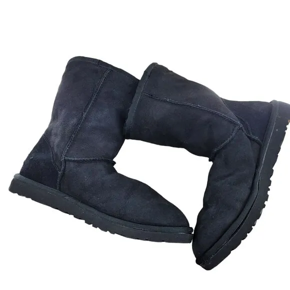 UGG 5825 Classic Short Sheepskin Boots Black Women's Size 9