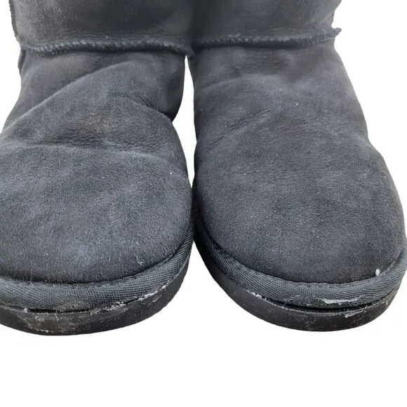 UGG 5825 Classic Short Sheepskin Boots Black Women's Size 9