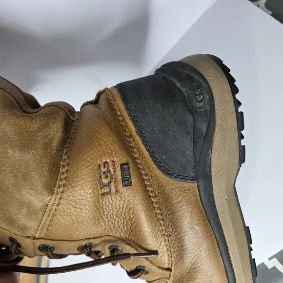 Ugg Adirondack Tall Brown Boots Women's Size 7.5
