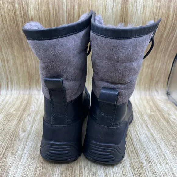 UGG Adirondack Women's Size 7 Black Waterproof Sheepskin Black Boots Shoes 1906