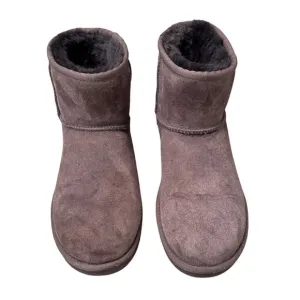 UGG AUSTRALIA Classic Mini II Boots Womens 8 39 Chocolate Brown Sheepskin Boot